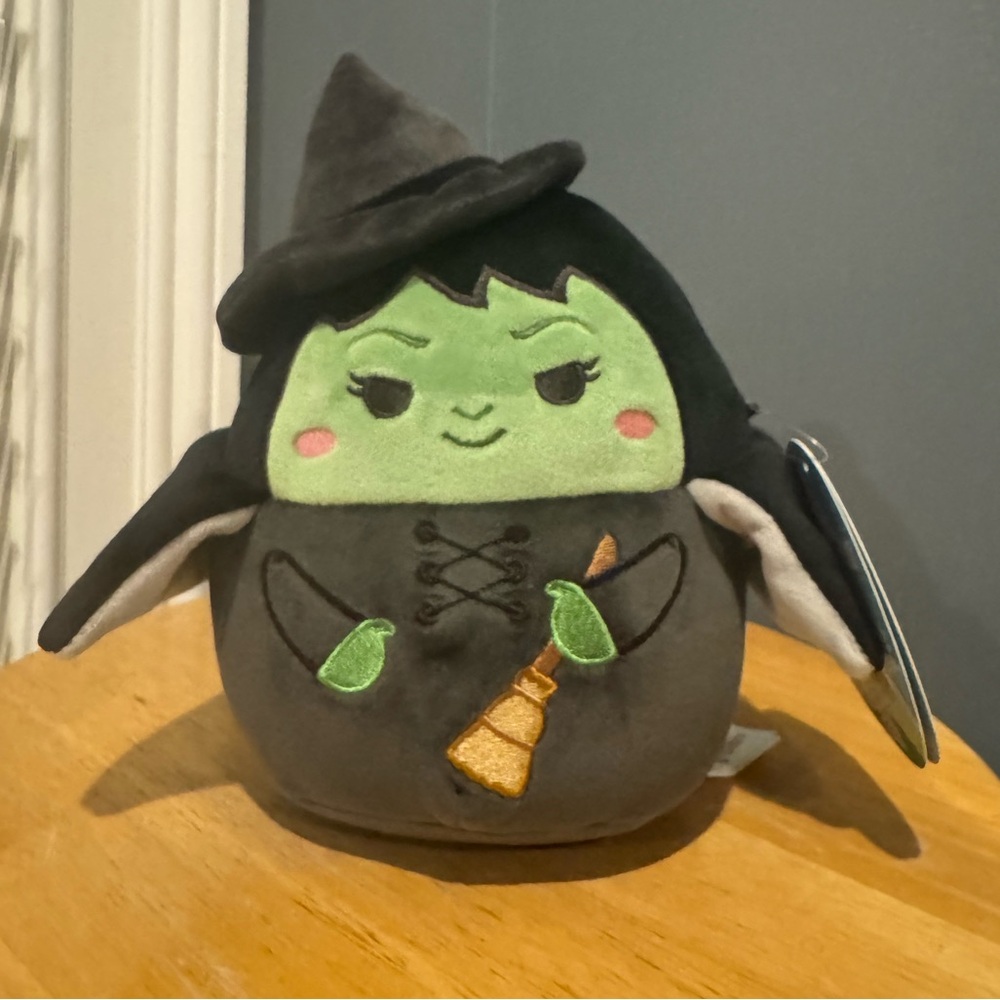 LIMITED EDITION! Wicked Witch of the West Squishmallow 85th Anniversary Edition